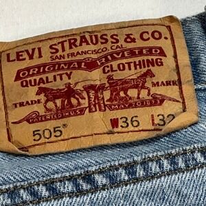 Y2K 00s Vintage Levi 505 Men Jeans 36x32 Regular Fit Light Wash Denim Pants